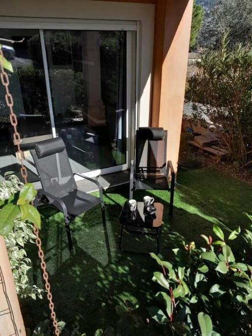 Appartement Spacieux &Tres Calme. Spacious & Very Quiet Apartment. การ์โรส ภายนอก รูปภาพ