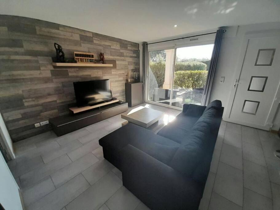Appartement Spacieux &Tres Calme. Spacious & Very Quiet Apartment. การ์โรส ภายนอก รูปภาพ