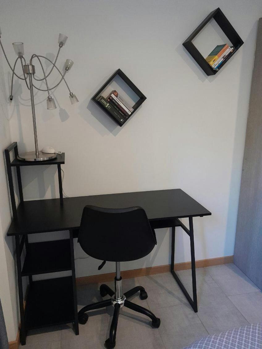 Appartement Spacieux &Tres Calme. Spacious & Very Quiet Apartment. การ์โรส ภายนอก รูปภาพ