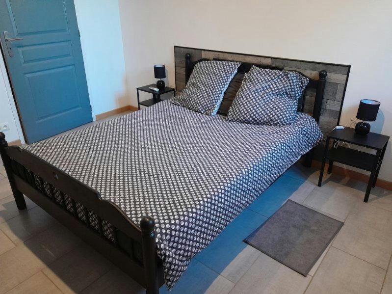 Appartement Spacieux &Tres Calme. Spacious & Very Quiet Apartment. การ์โรส ภายนอก รูปภาพ
